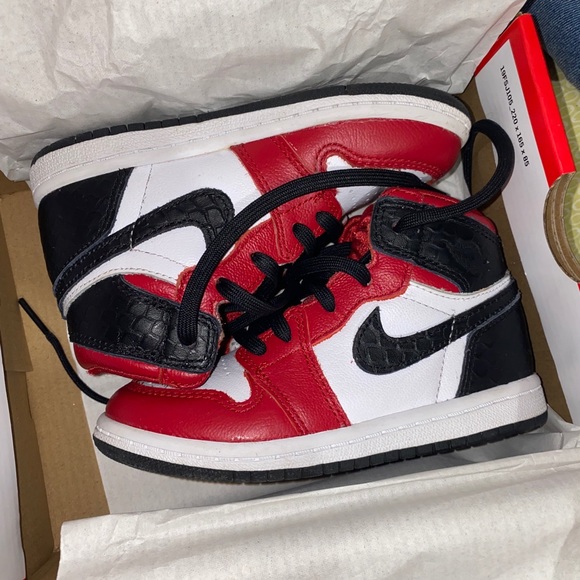 Satin Jordan 1's High OG
